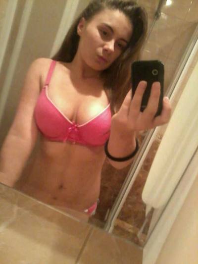 Julie from New York is looking for adult webcam chat